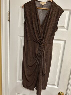 MICHAEL Michael Kors Brown Sleeveless Faux-Wrap Midi Dress with Knot Detail